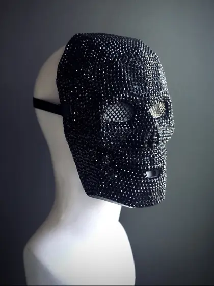 Máscara de Calavera con Cristales Negra