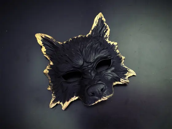 Máscara de Hombre Lobo Bordes Dorados