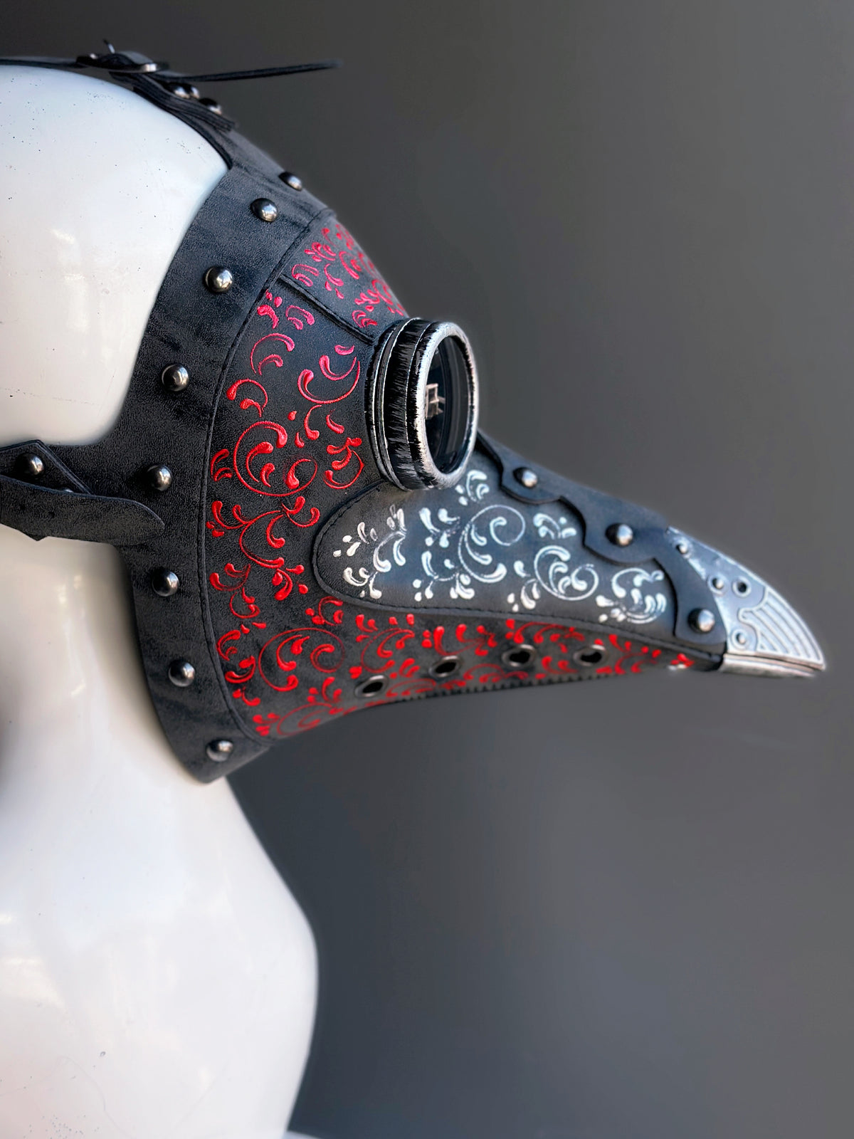 Máscara de la Peste Steampunk Gris Filigrana, foto 4 de 6