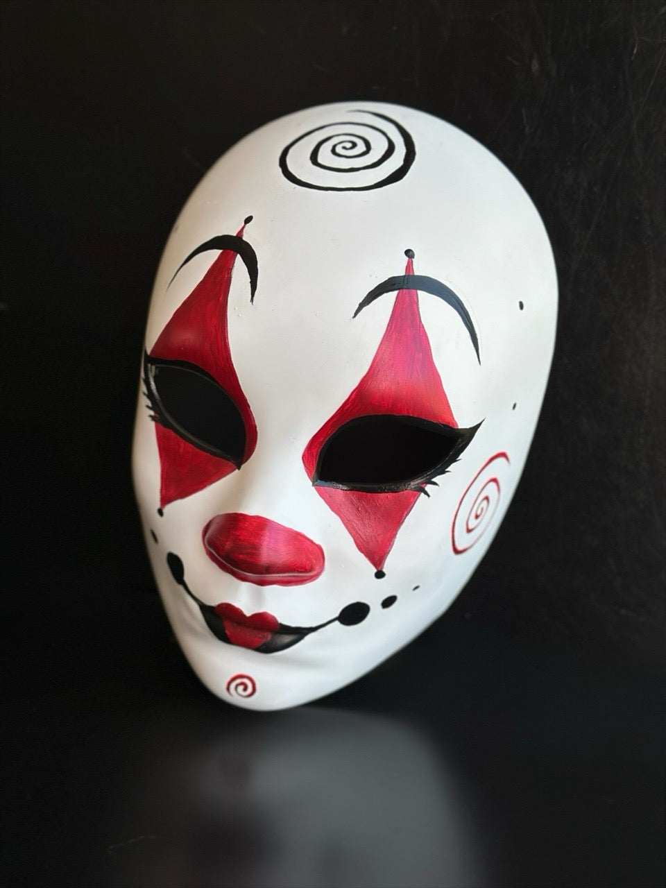 Máscara Completa de Muñeca de Carnaval Roja y Blanca, foto 2 de 5