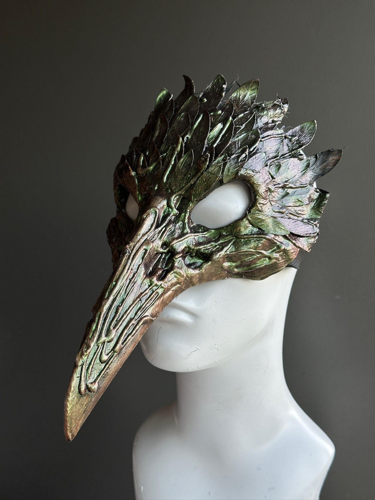 Máscara Calavera de Pájaro Verde y Bronce, foto 3 de 5