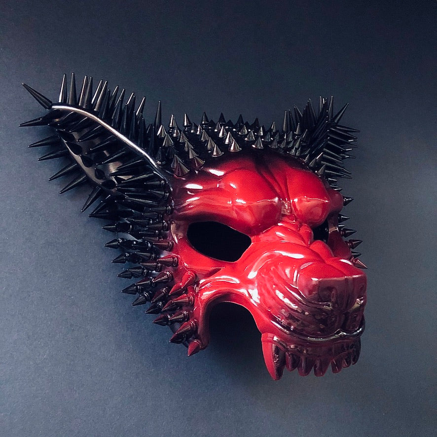 Máscara de Lobo con Púas Roja y Negra, foto 3 de 5