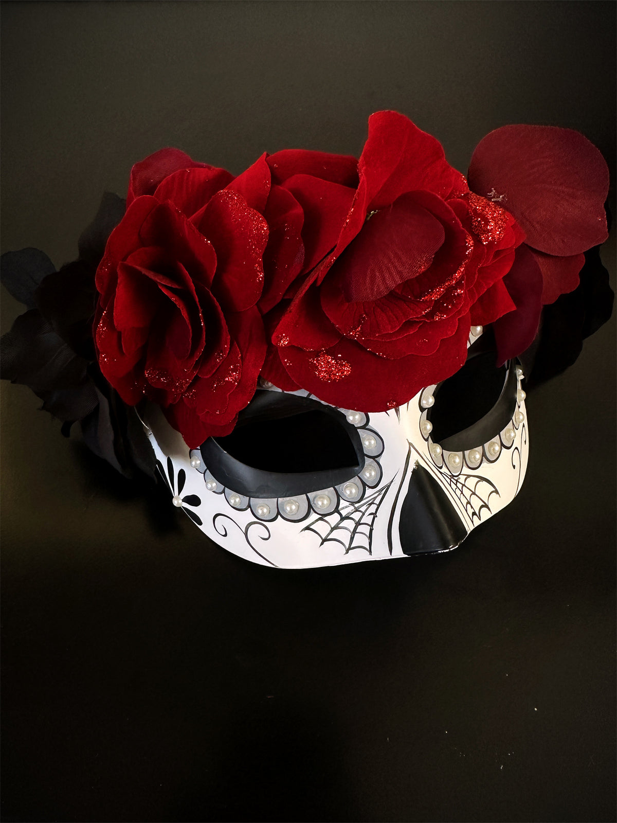 Máscaras Día de Muertos con Flores Rojas para Pareja, foto 3 de 3