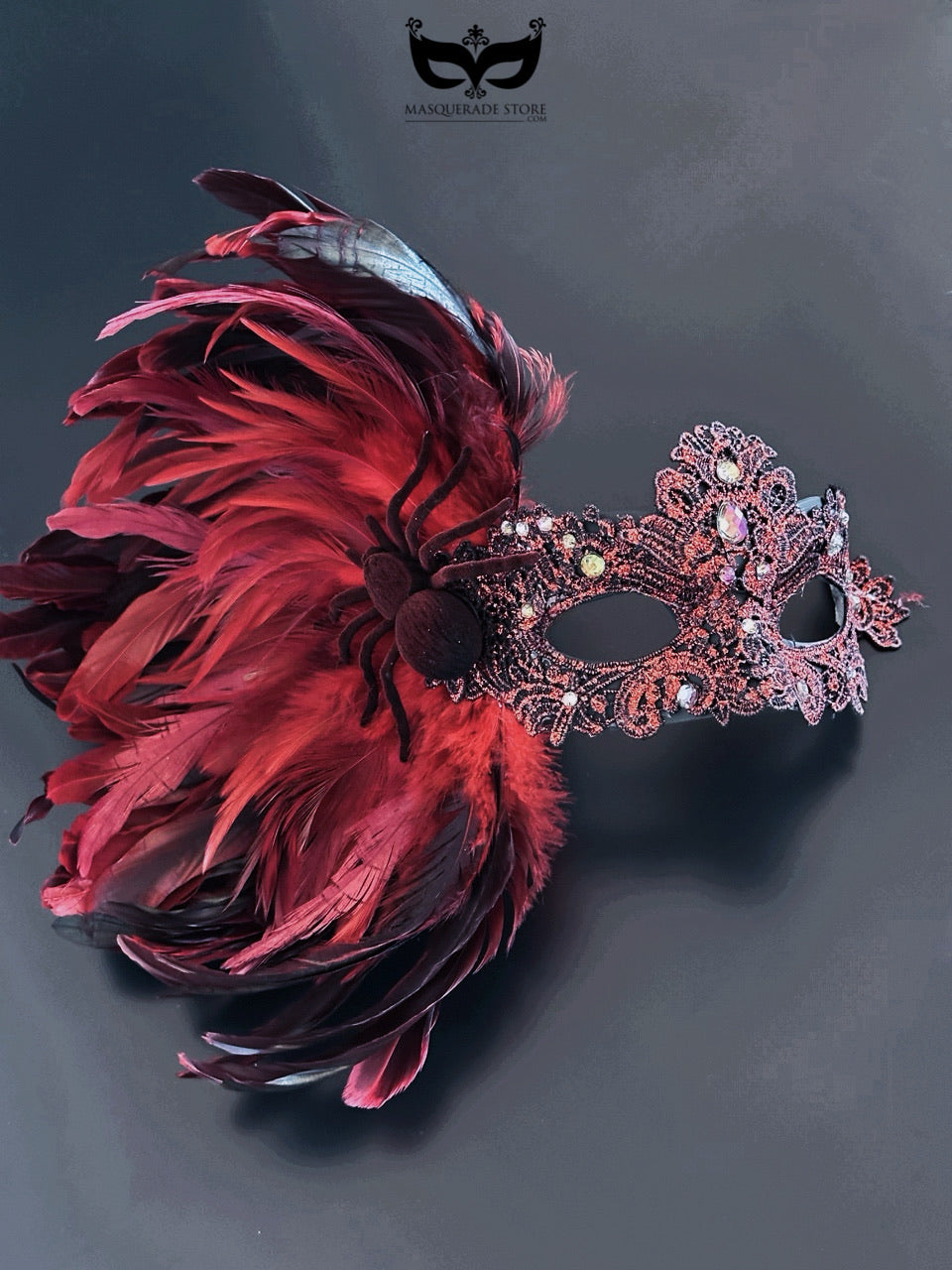 Máscara de Plumas Viuda Negra, foto 1 de 5