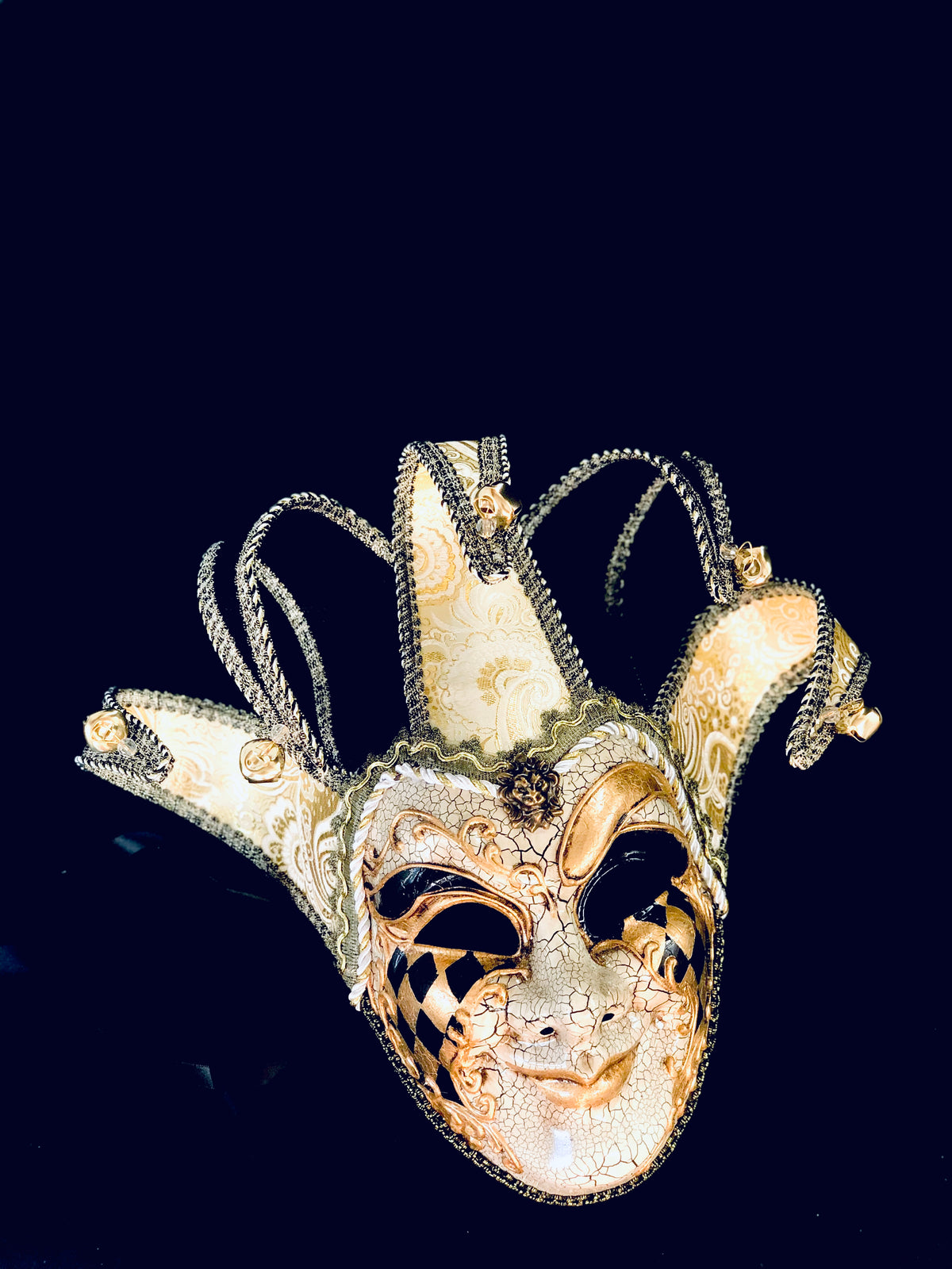 Par de Máscaras Venecianas de Bufón Dorado y Marfil, foto 4 de 5