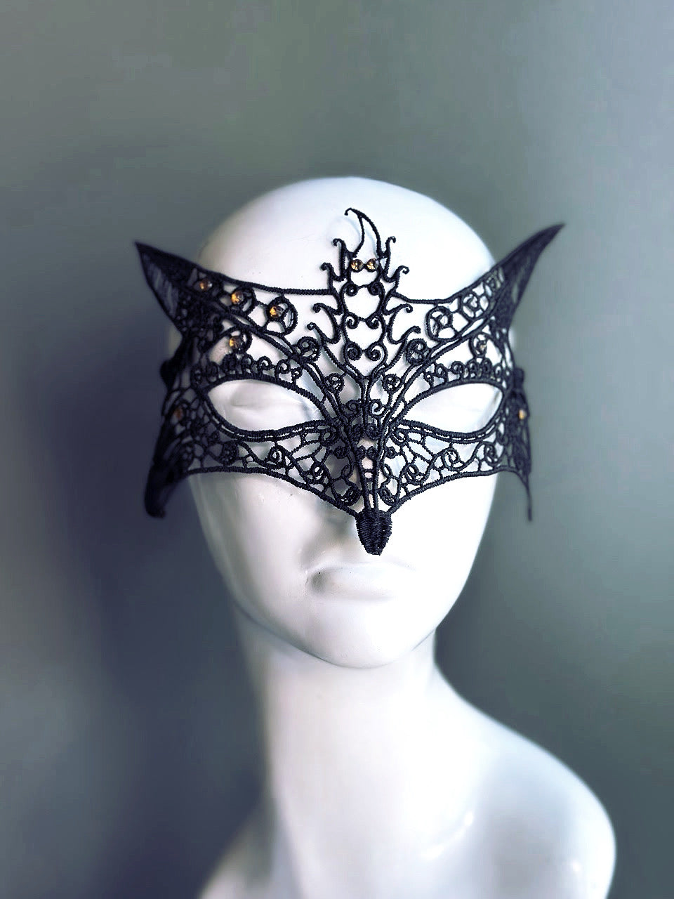 Máscara de Zorro de Encaje Negra, foto 2 de 5